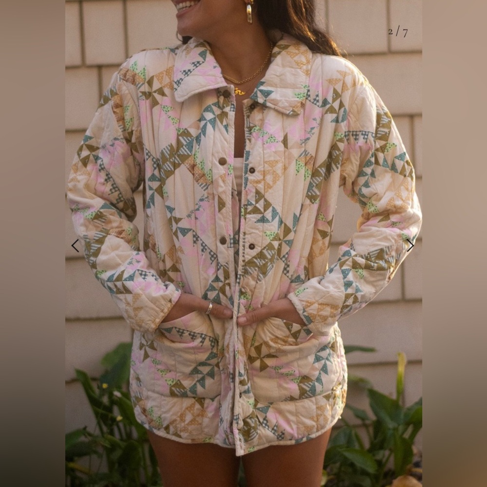 Cozy Cream And Pink Patchwork Quilted Cotton Jack… - image 4